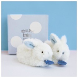 DOUDOU ET COMPAGNIE Lapin - Coffret chaussons avec hochet Bleu 0-6 mois