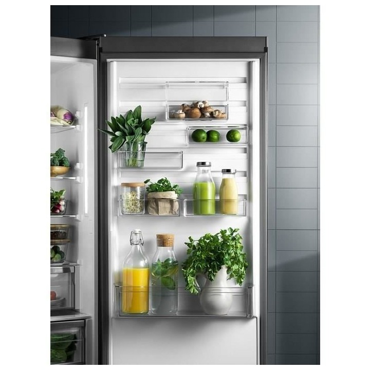 ELECTROLUX LNT7ME32X2 - Réfrigérateur congélateur bas - 302L (208+9