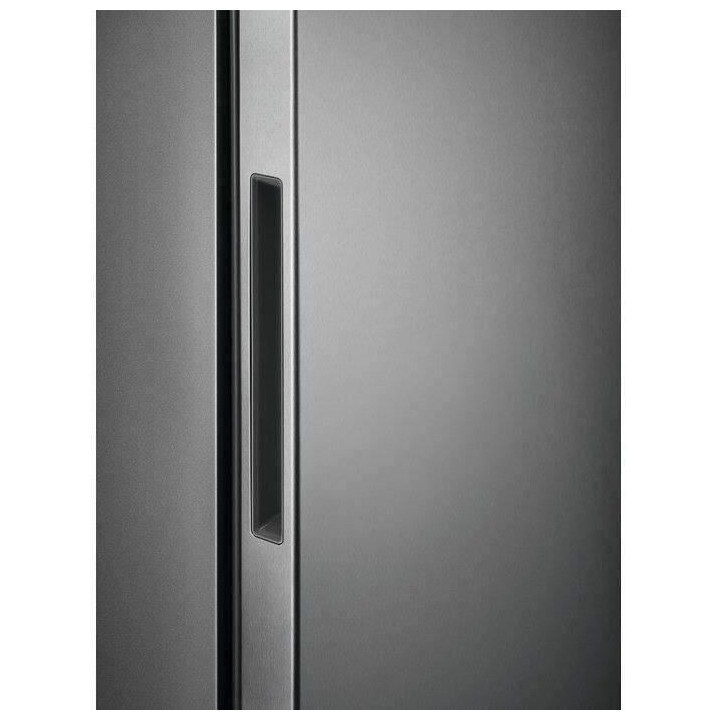 ELECTROLUX LRT5MF38U0 - Réfrigérateur 1 porte - 380L - Froid brassé