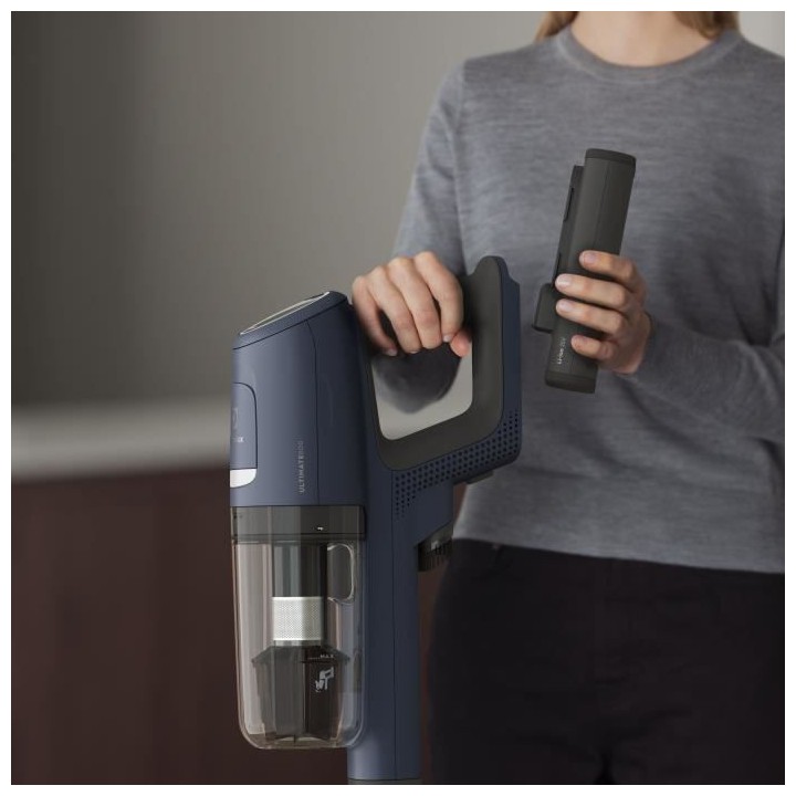 ELECTROLUX 800 - EP81UP25DB - Aspirateur Balai -Tube Télescopique - B