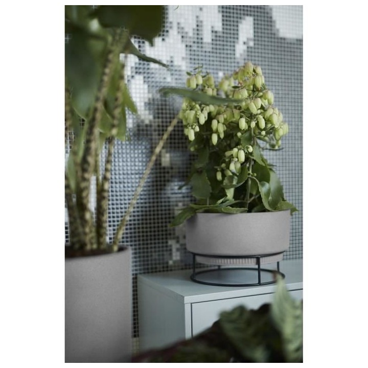 Pot de fleur B.for Studio Coupe 30 living ciment