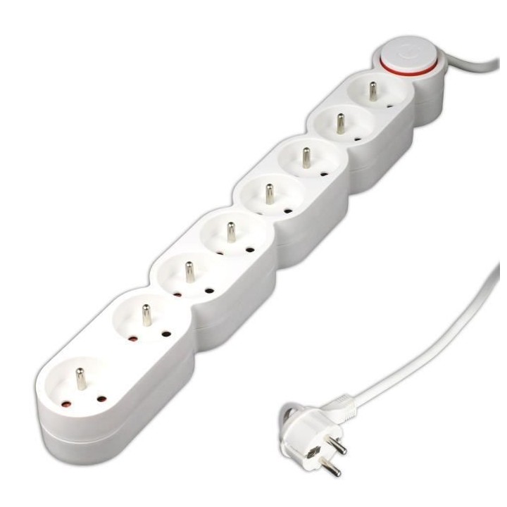 Bloc multiprises 8 prises 16A avec interrupteur équipé d'une fiche e