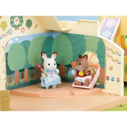 SYLVANIAN FAMILIES 5102 Set de théâtre - La creche, l'école