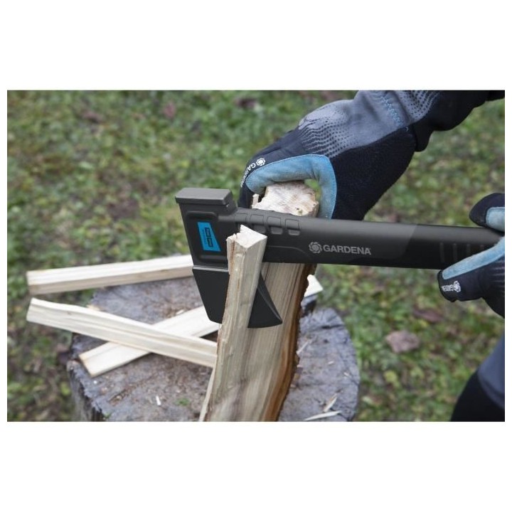GARDENA Hachette universelle 900B – Manche 34cm – Lame acier tremp