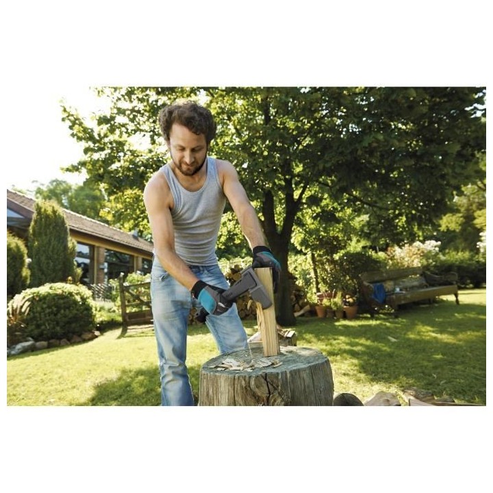 GARDENA Hache universelle 1000A – Manche 45cm – Lame acier trempé