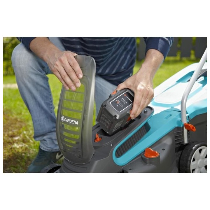 Tondeuse a gazon sur batterie - Largeur de coupe 32 cm - GARDENA 5033-