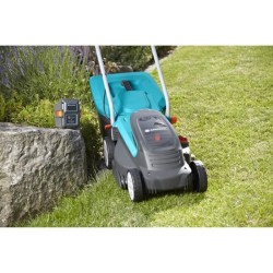 Tondeuse a gazon sur batterie - Largeur de coupe 32 cm - GARDENA 5033-20 PowerMax - Jusqu'a 280 m²