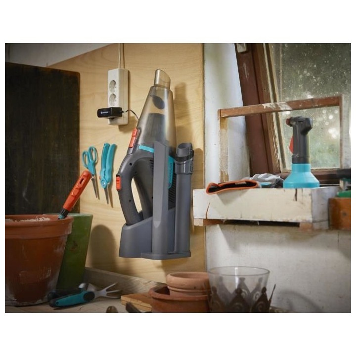 Aspirateur a main a batterie GARDENA - EasyClean Li - Station de charg
