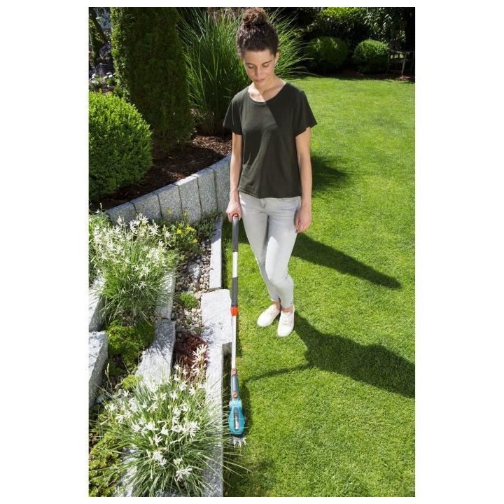 Kit cisaille a gazon a batterie GARDENA - ComfortCut Li – Manche té