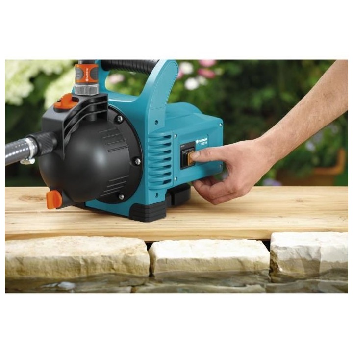 GARDENA Kit Pompe d'arrosage de surface 3000/4 avec kit d'aspiration