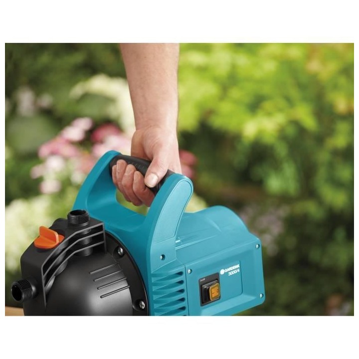 GARDENA Pompe d'arrosage de surface 3000/4 – 600W – Débit max 310