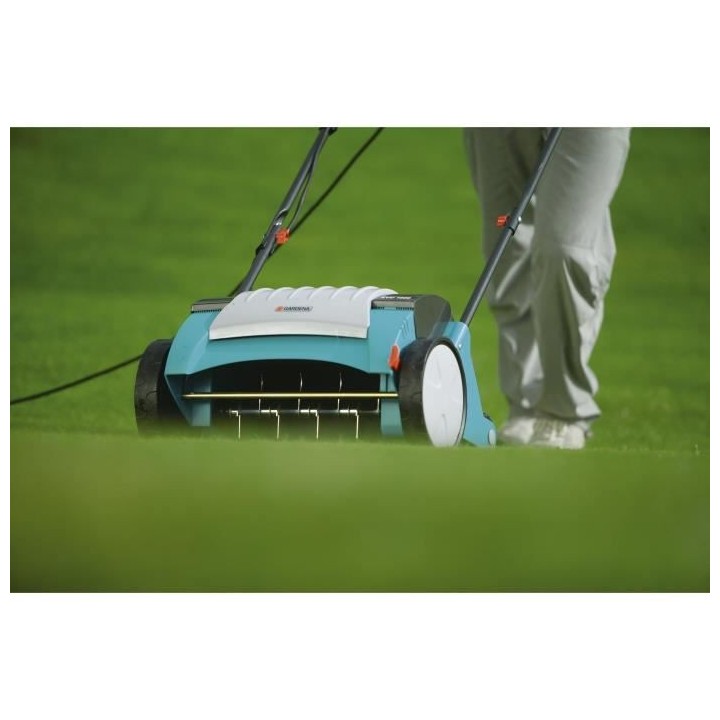 GARDENA Scarificateur électrique EVC 1000 – Moteur PowerPlus 100W