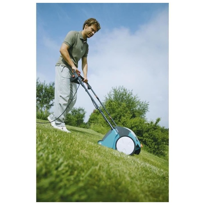 GARDENA Scarificateur électrique EVC 1000 – Moteur PowerPlus 100W
