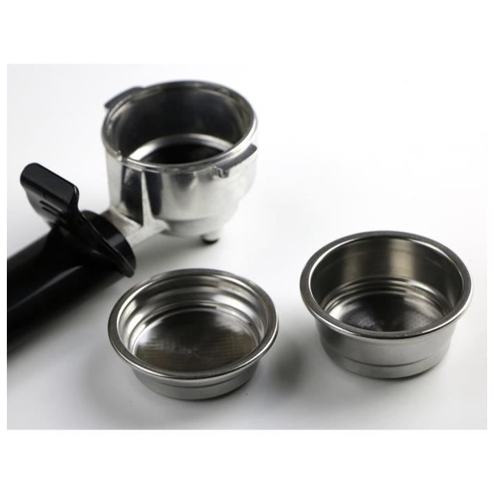 BEKO CEP5152B - Machine expresso classique 1200W - Réservoir 1,2L - B