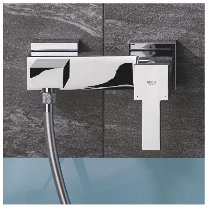 GROHE Robinet de douche mitigeur Sail Cube, montage mural, rosaces car
