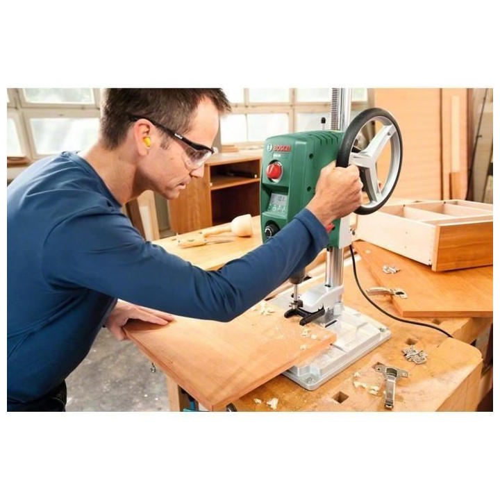 Perceuse a colonne Bosch - PBD 40 (710W, livré dans un carton avec 1