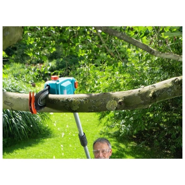 Elagueuse sur perche a batterie GARDENA - TCS 20/18V P4A - 18V - 42 cm