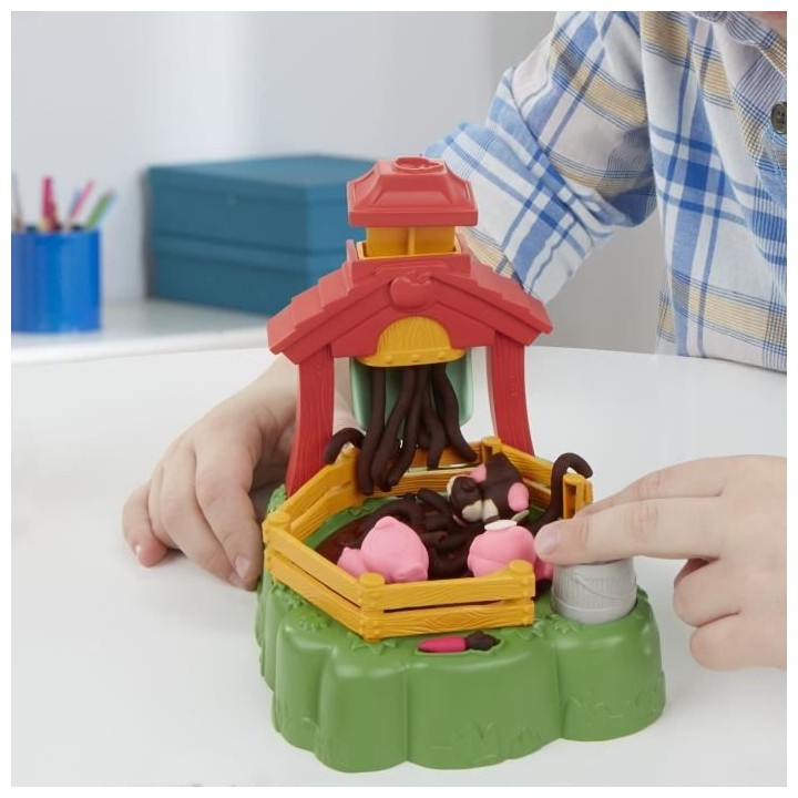PLAY-DOH - Animal Crew - Pigsley Cochons farceurs avec jeu de ferme et