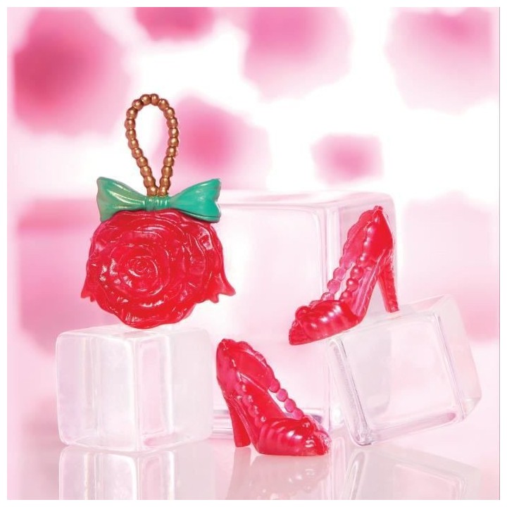 Disney Princesses - Poupée Princesse Disney Série Style Belle - 30 c