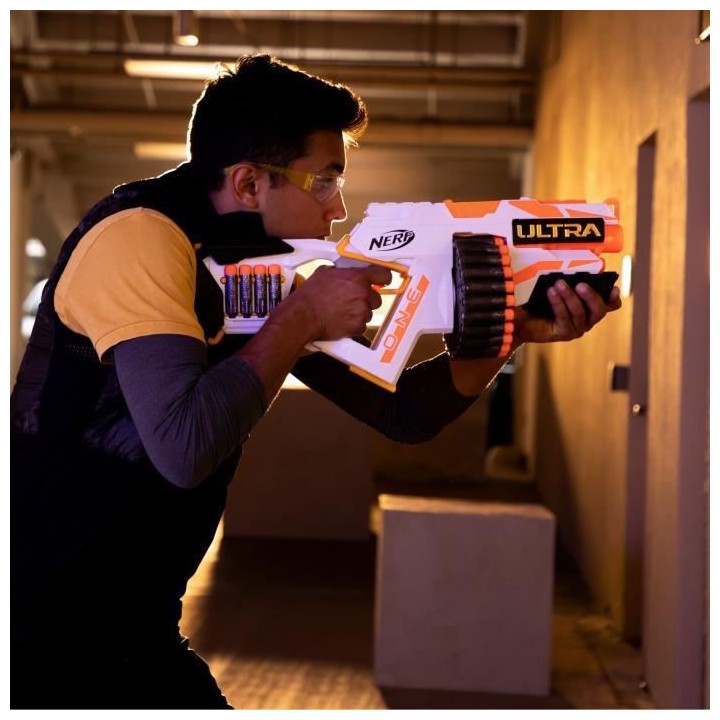 NERF - Ultra - Blaster One motorisé - 25 fléchettes NERF - Ultra - c