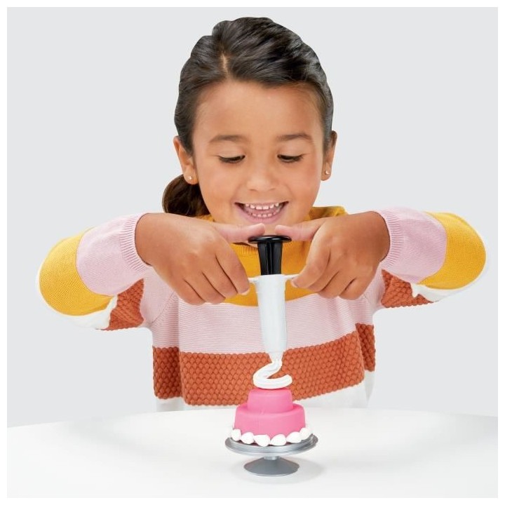 PLAY-DOH - Kitchen Creations - Le Gâteau d'anniversaire avec 5 Pots -