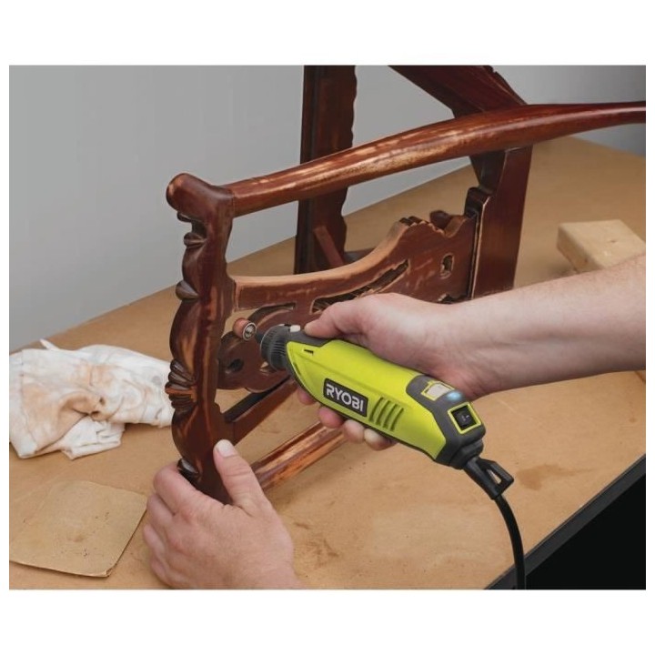 Outil multifonction RYOBI EHT150V 150W - Livré avec 115 accessoires