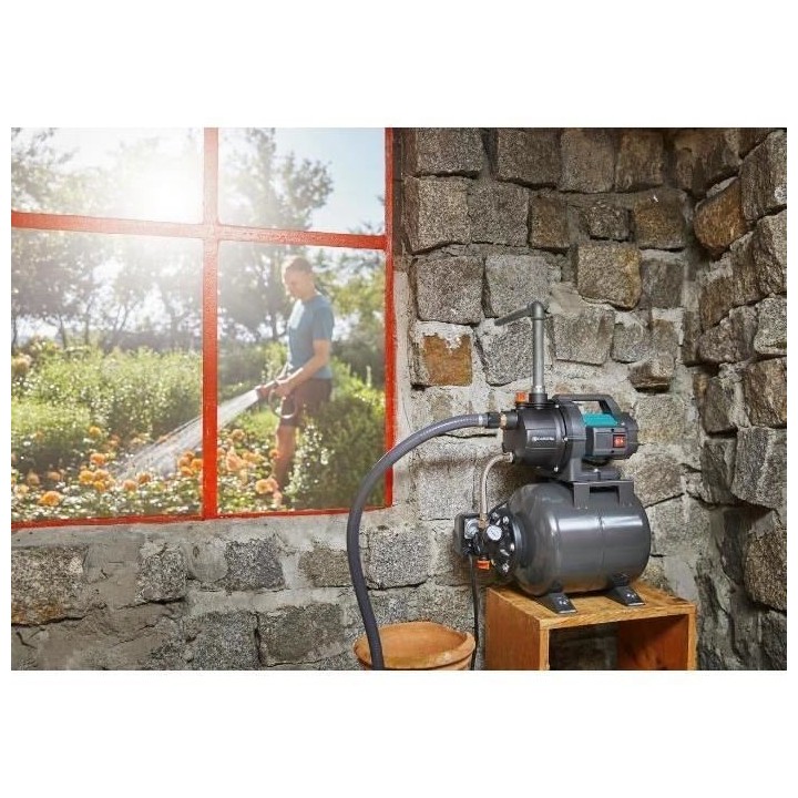 GARDENA Groupe de surpression 3700/4 – 800W – Débit max 3700l/h &