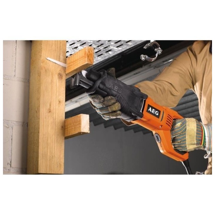 Scie sabre électrique AEG US900XE - 900W - 19mm - Métal, Plastique -