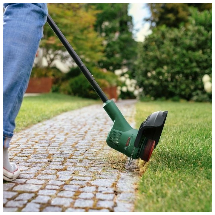 Coupe bordures BOSCH EasyGrassCut 18V-26 - 26 cm de diametre de coupe