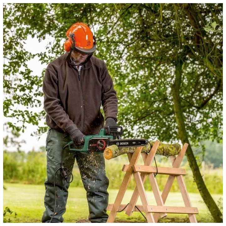 Tronçonneuse électrique UniversalChain 35 Bosch - 35cm 1800W