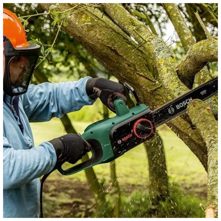Tronçonneuse électrique UniversalChain 35 Bosch - 35cm 1800W