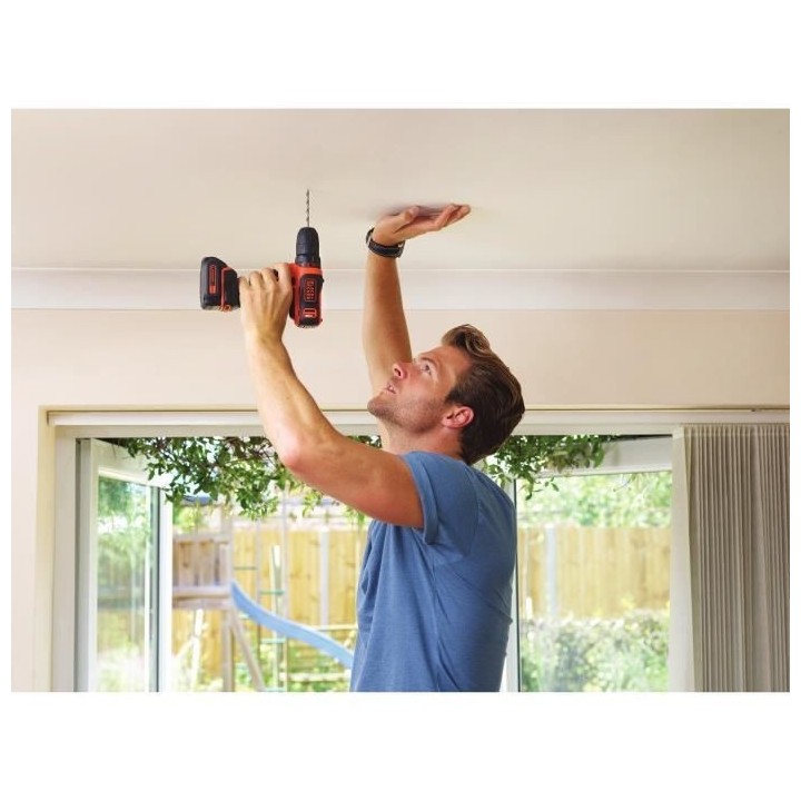 Visseuse sans-fil BLACK+DECKER BDCDD12KB-QW 12V avec 2 batteries 1,5 A