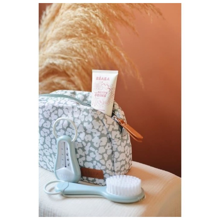 BEABA, Trousse de toilette bébé cherry blossom
