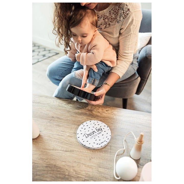 Baby Art Magic Box Round - Boîte Métal avec Kit Empreintes Mains et