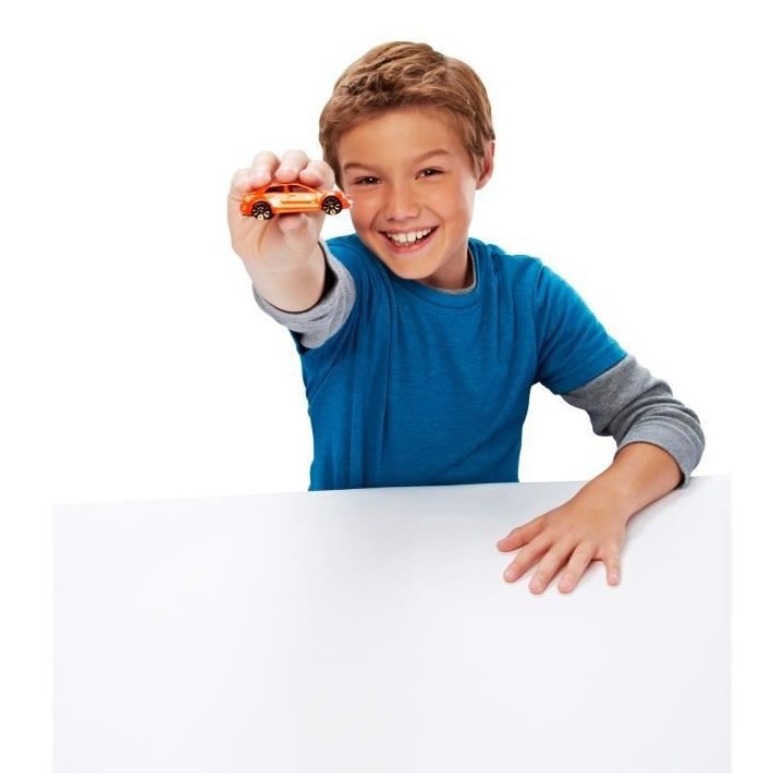 HOT WHEELS Coffret de 3 voitures (modele aléatoire)