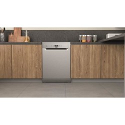 Lave-vaisselle pose libre HOTPOINT HFC3C26FX - 14 couverts - Induction - L60cm - 46 dB - Gris