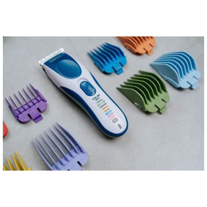 Tondeuse a cheveux - WAHL - COLOR PRO CORDLESS - 3,5 W - 8 sabots - Au
