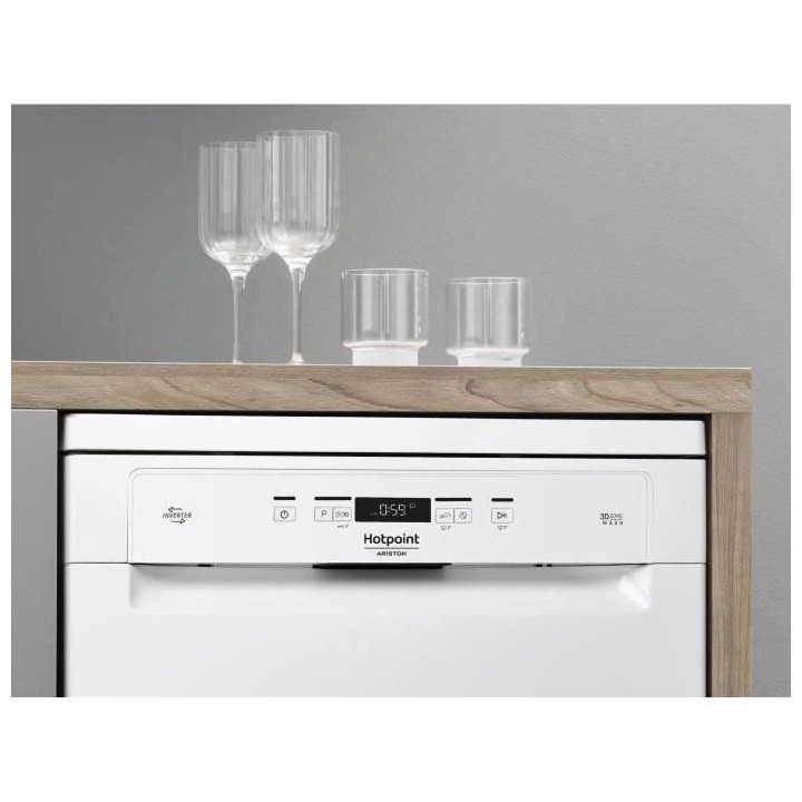 Lave-vaisselle pose libre HOTPOINT HFC3T232WG - 14 couverts - Inductio