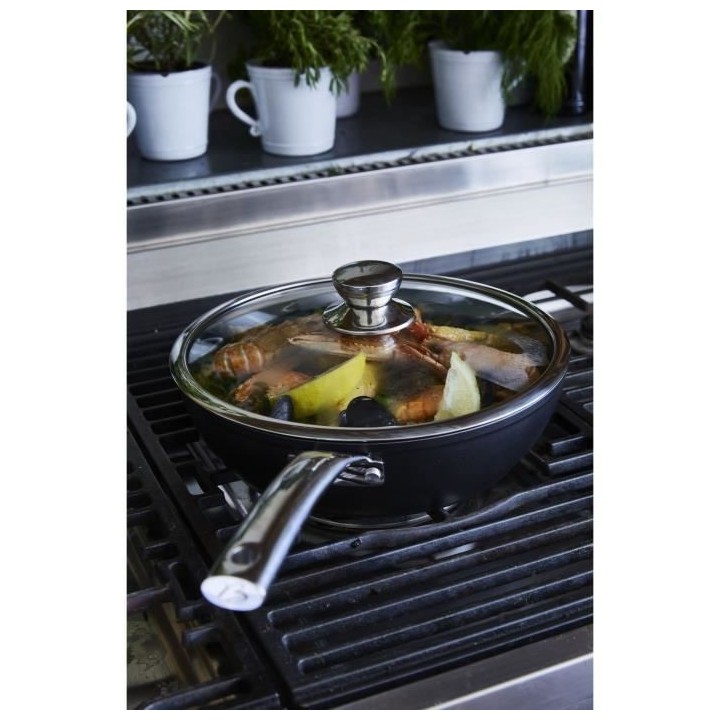 Sauteuse 24 cm + couvercle en verre BLACK EDITION