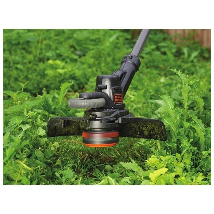 Coupe-bordure a batterie BLACK+DECKER - STC1820PCB-XJ - 18V - 28 cm