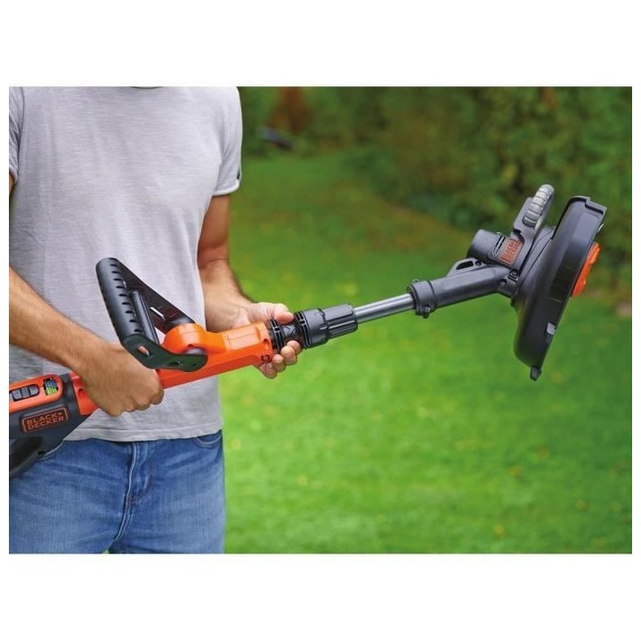 Coupe-bordure a batterie BLACK+DECKER - STC1820PCB-XJ - 18V - 28 cm