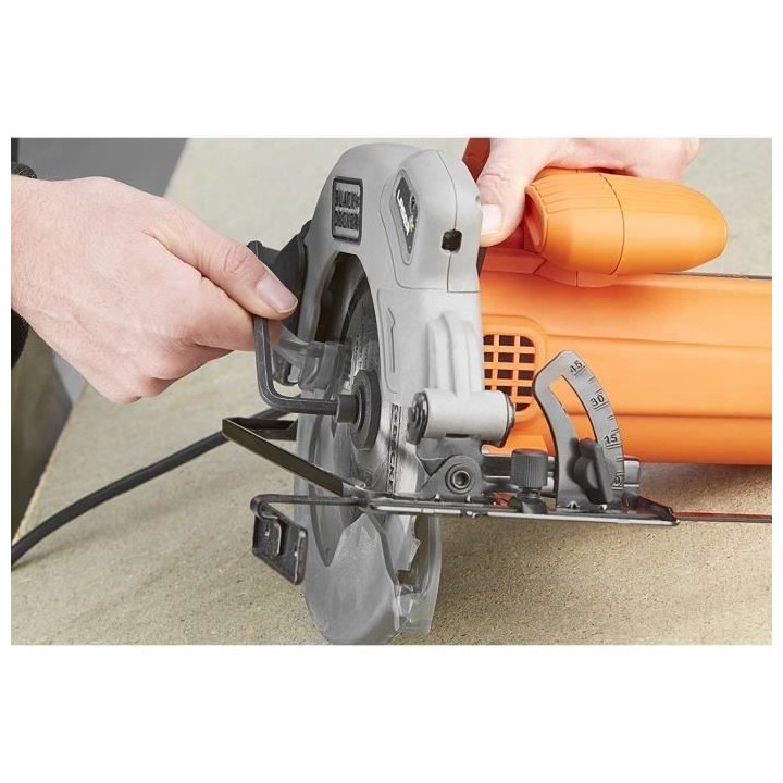 Scie Circulaire Filaire 1250W BLACK+DECKER (Livrée avec 1 lame + 1 gu