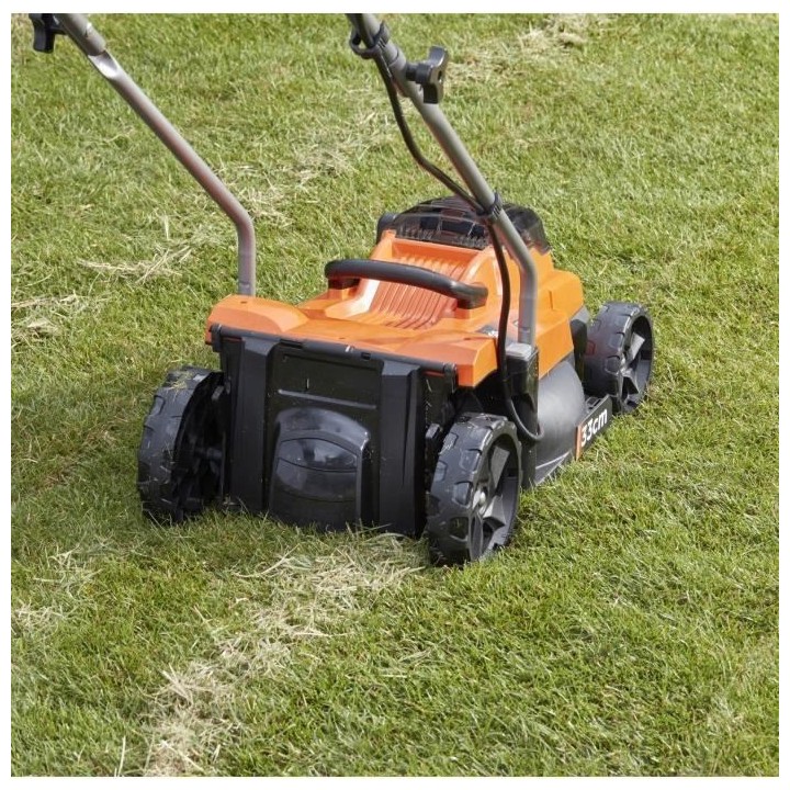 Tondeuse sur batterie 18V 33cm de coupe BLACK+DECKER BCMW3318N-XJ - Li