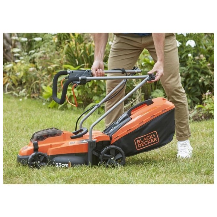 Tondeuse sur batterie 18V 33cm de coupe BLACK+DECKER BCMW3318N-XJ - Li