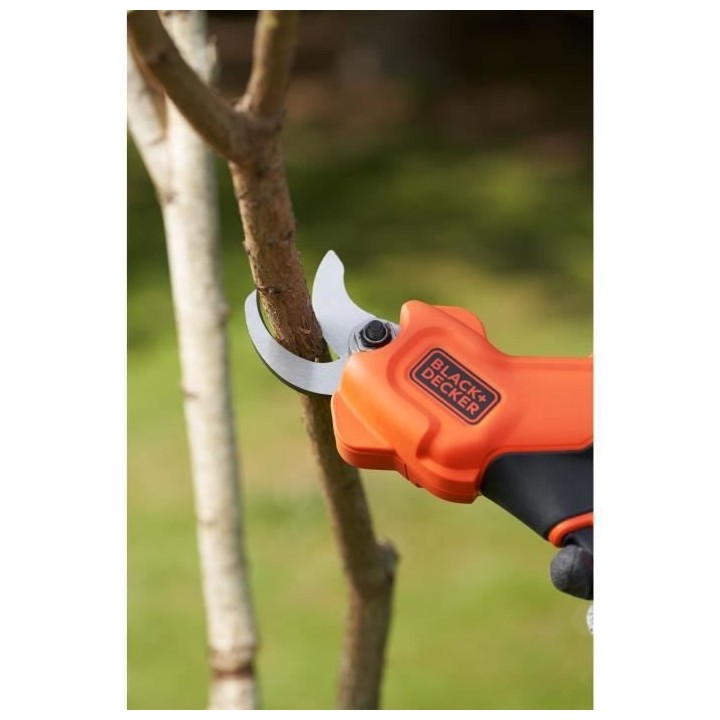 Sécateur BLACK+DECKER - Batterie Lithium 18V 2Ah - Capacité de coupe