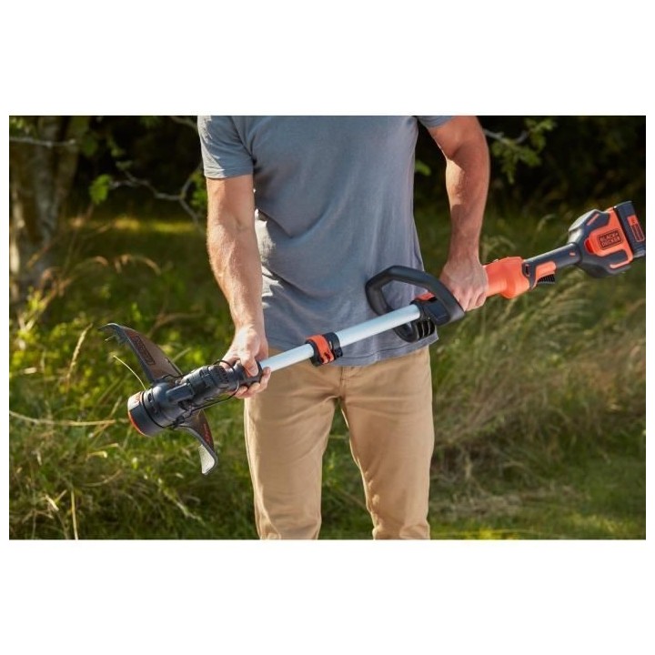 BLACK+DECKER Coupe-Bordures 33cm Sans Fil BCSTE636L1-QW 36V 2,5 Ah POW