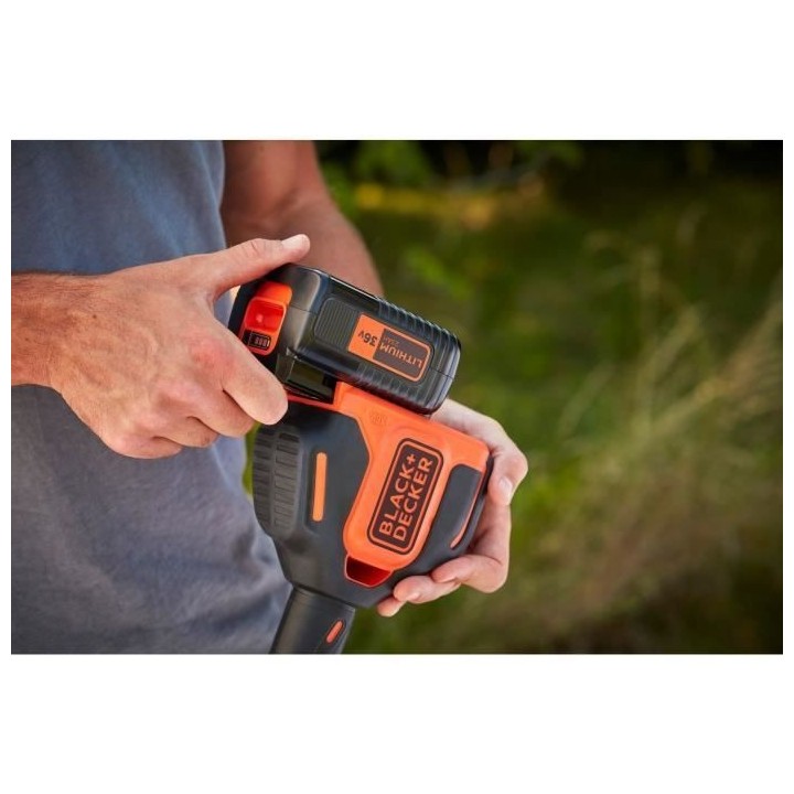 BLACK+DECKER Coupe-Bordures 33cm Sans Fil BCSTE636L1-QW 36V 2,5 Ah POW