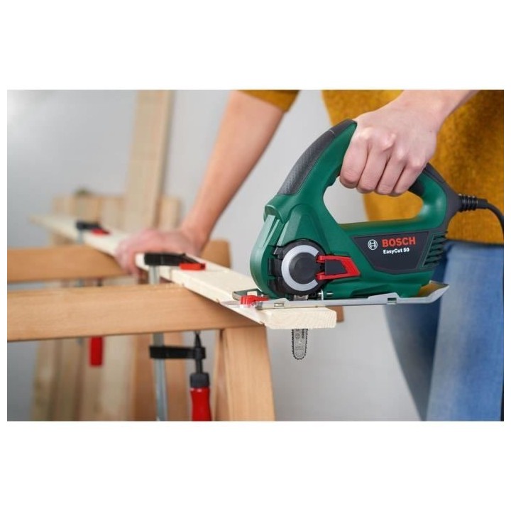 Scie multi-usage EasyCut 50 - BOSCH - 500 W - Profondeur de coupe 50/3