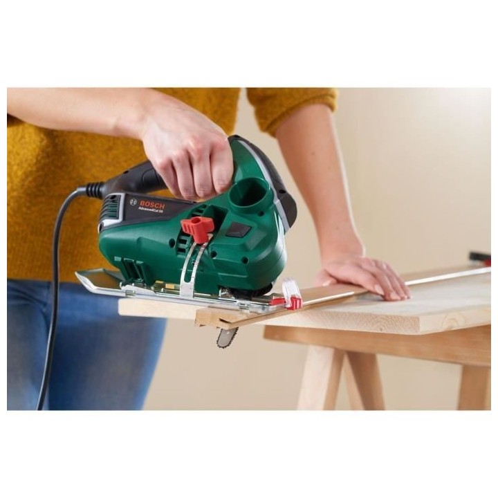 Scie multi-usage BOSCH AdvancedCut 50 - Coupe plongeante 50mm