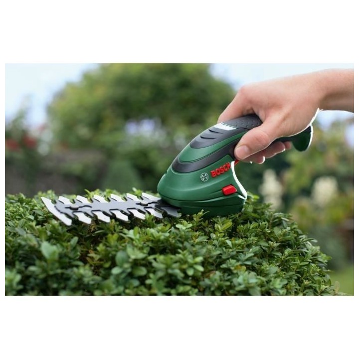 Cisailles - BOSCH - ISIO 3,6V avec set de 2 lames - Sculptez vos arbus